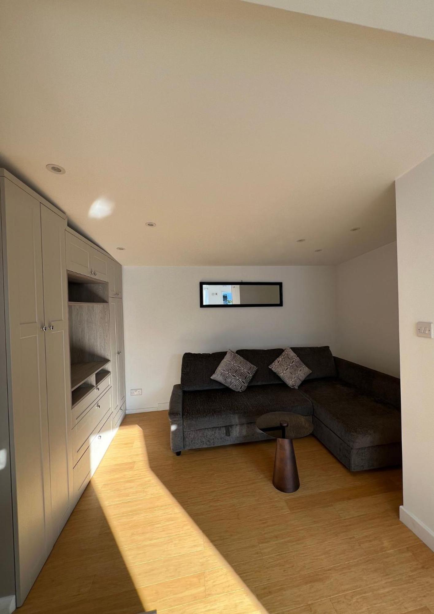 Modern Studio In Greenford, Free Wifi, Parking & Streaming Services Ealing Buitenkant foto